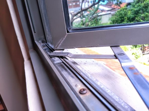 Hinged Window Replacement in Floresville