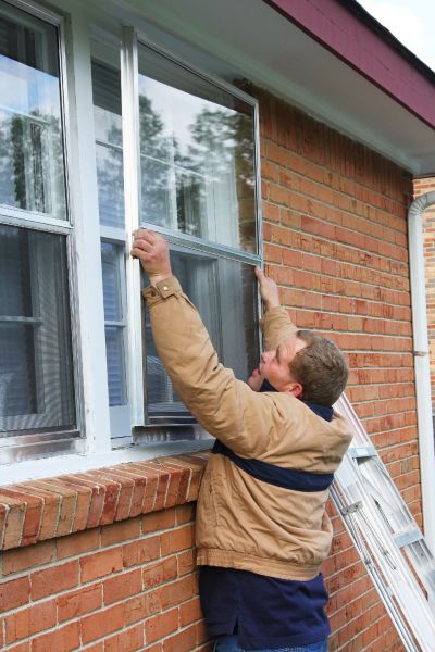 Storm Windows Replacement in Floresville